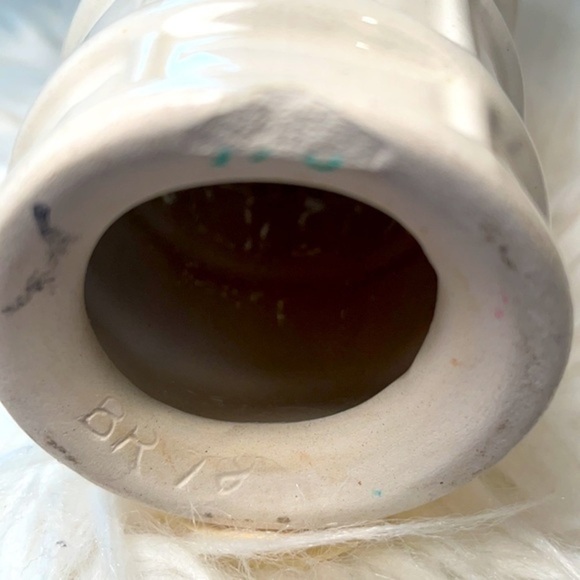 ICE CREAM SPRINKLE SHAKER | WHITE ICE CREAM NOVELTY SPRINKLES SHAKER - Picture 9 of 9